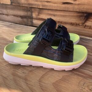 MERRELL | Women's Hut Ultra Wrap Neon Green Black Strappy Sandals 10